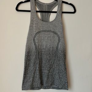 Lululemon Swiftly Tech Racerback Tank - Size 6